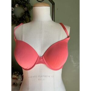 Light Pink/Peach Victoria Secret T-Shirt Lightly Lined Bra 32DDD
